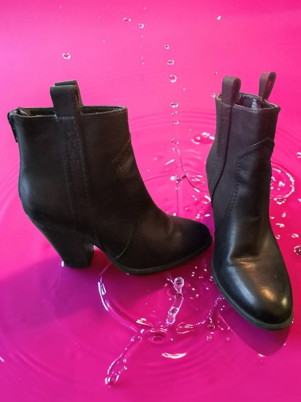 Shoe Dazzle Black Leather Ankle Booties with Block Heel Wonen's Shoes Size 6